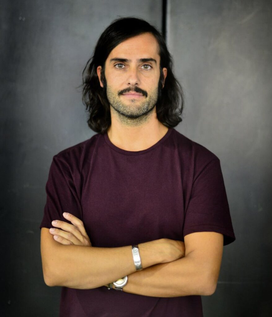 Comisario de Arte Oscar García García