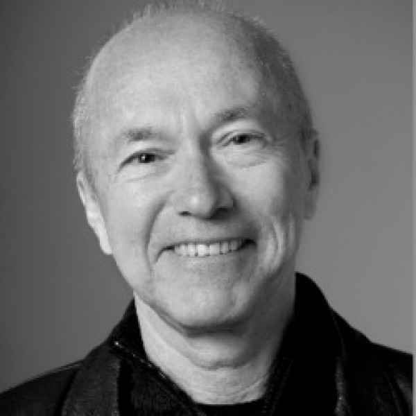 Comisario de arte Gerardo Mosquera